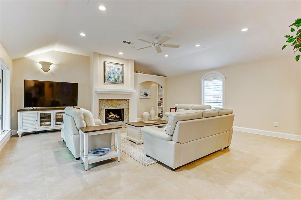 33302 Alton Wright Drive, Magnolia, Texas image 8