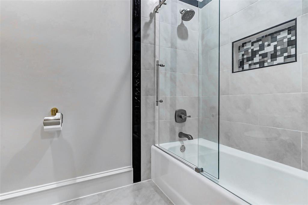 33302 Alton Wright Drive, Magnolia, Texas image 36