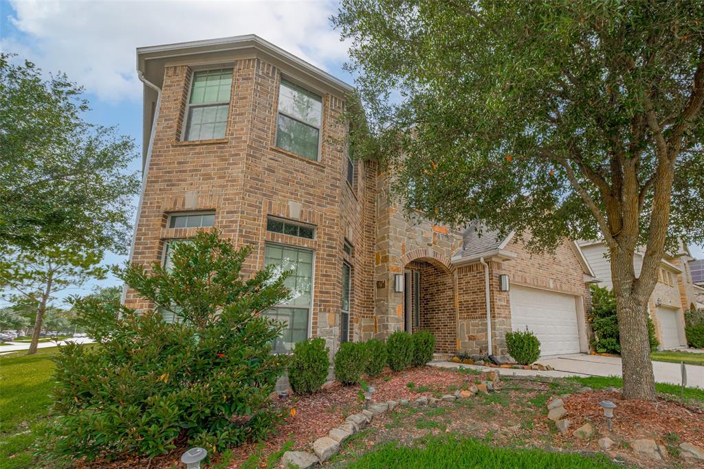 622 Valley Ridge Drive