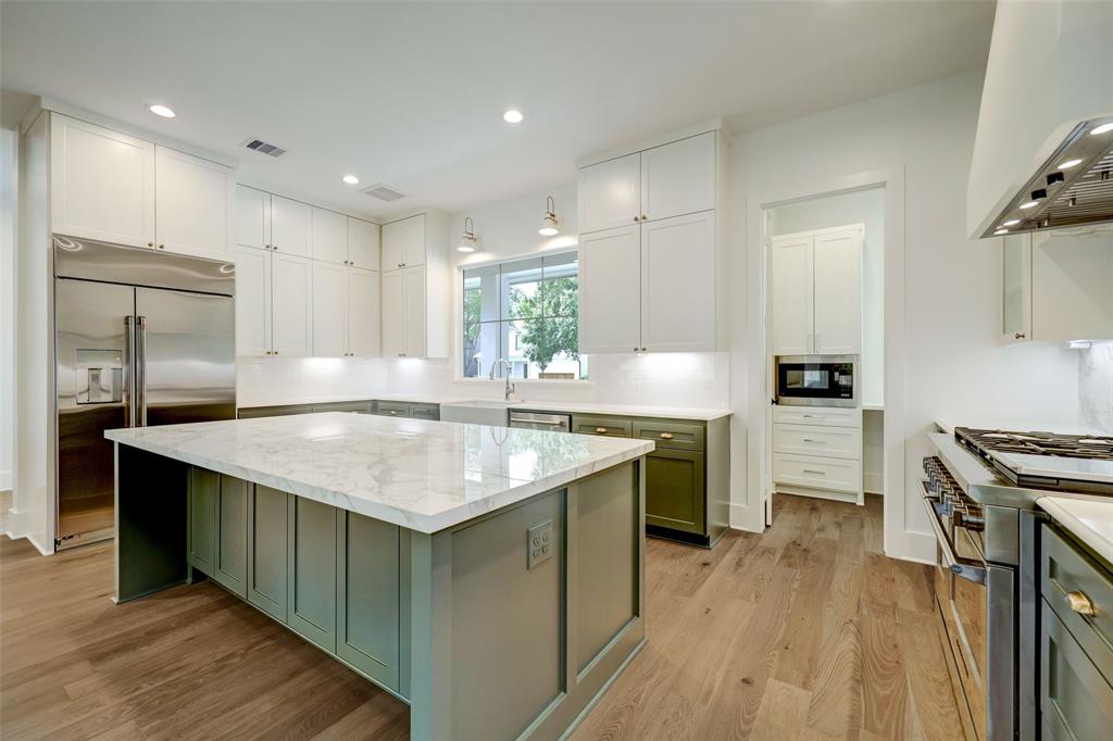 2006 Chantilly Lane, Houston, Texas image 19
