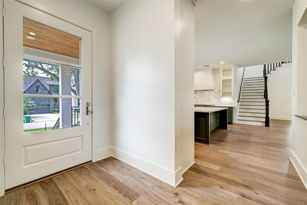 2006 Chantilly Lane, Houston, Texas image 16