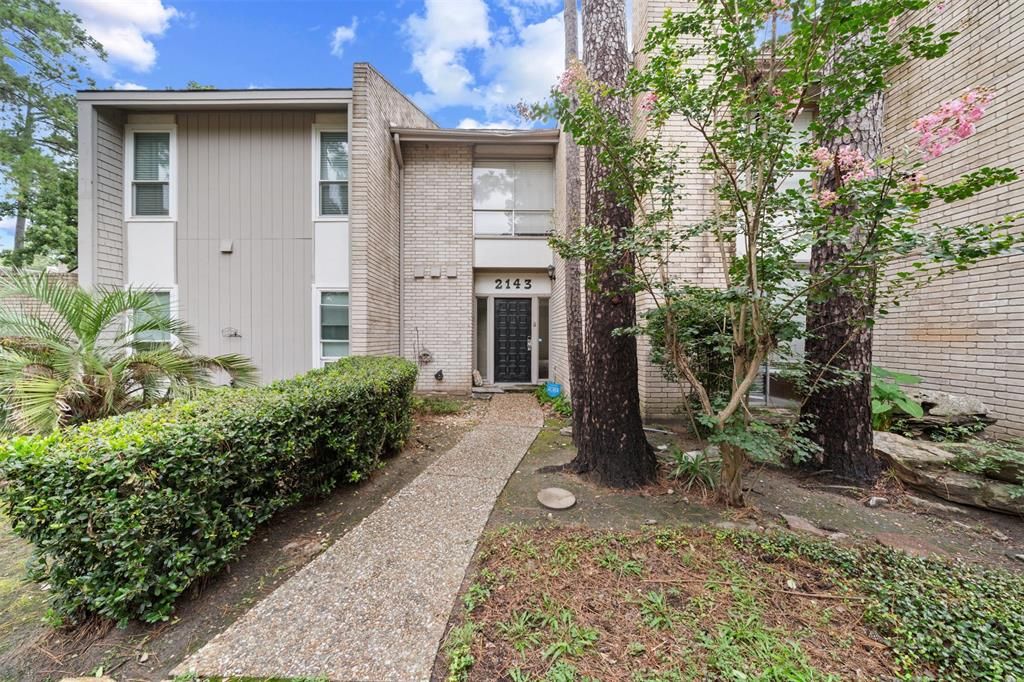 Photo of 2143 Lake Village Drive, Kingwood, TX 77339 (MLS # 39177670)