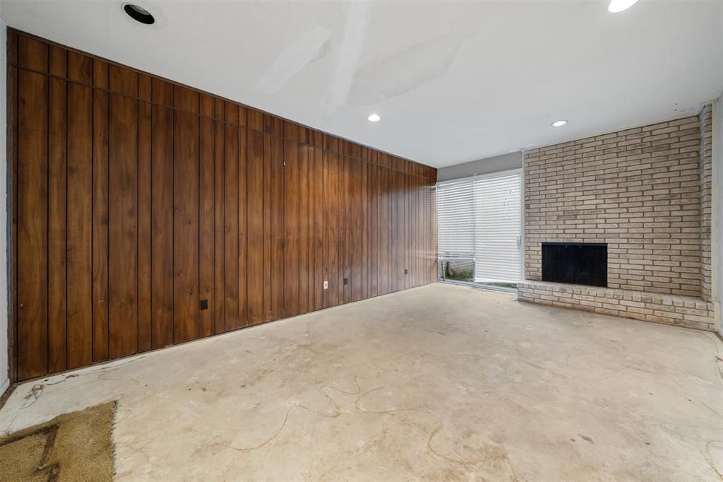 Photo of 2143 Lake Village Drive, Kingwood, TX 77339 (MLS # 39177670)