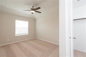 5426 James Michael Drive, Rosharon, Texas image 11