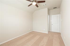5426 James Michael Drive, Rosharon, Texas image 12