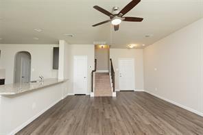 5426 James Michael Drive, Rosharon, Texas image 4