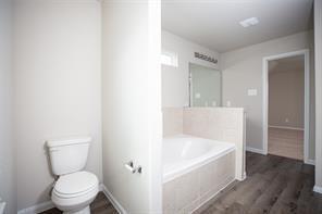 5426 James Michael Drive, Rosharon, Texas image 20
