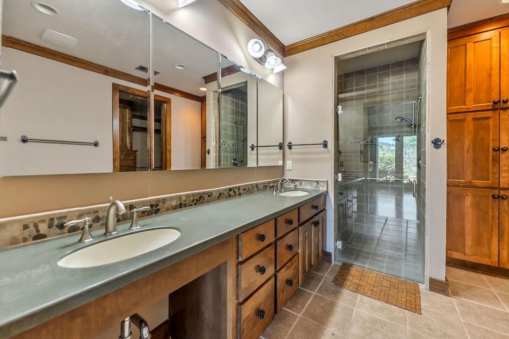 43 Pool Road, Richards, Texas image 12