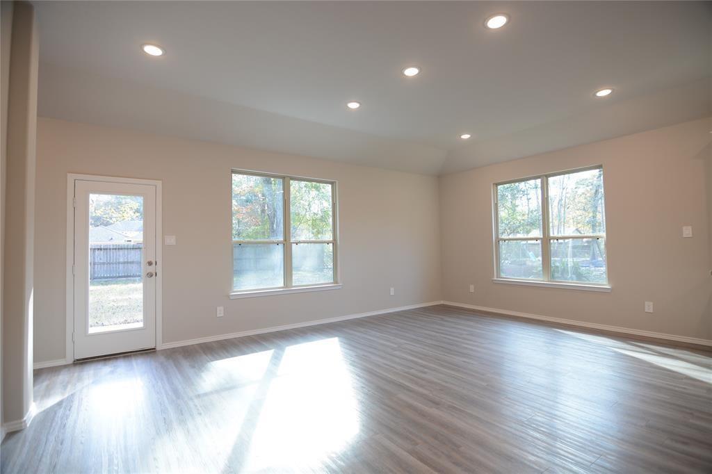 1109 Yellowstone River Rd