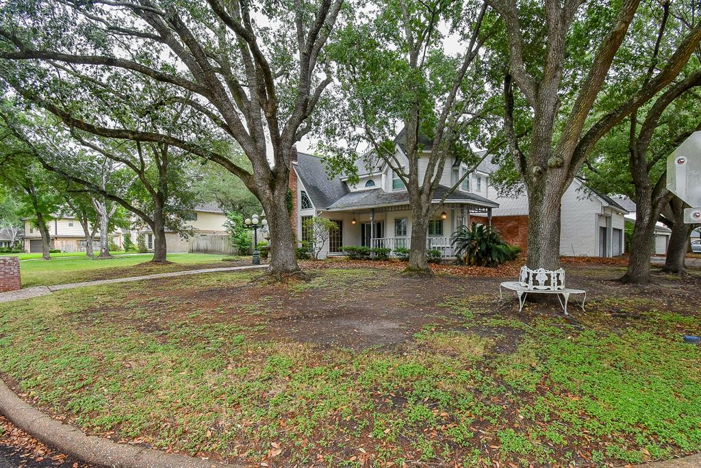 1431 Hoveden Drive, Katy, Texas image 3