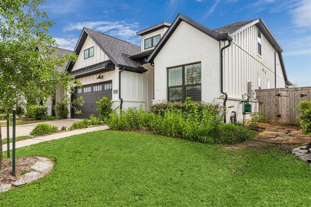 10210 Water Harbor Drive, Missouri City, Texas image 37