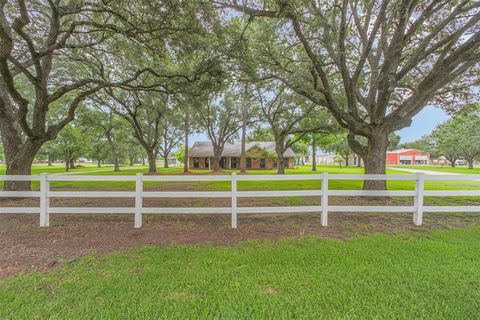 17115 County Road 831 Pearland TX 77584