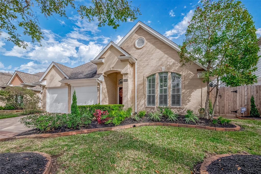 306 Lago Vista Street, Kemah, Texas image 2