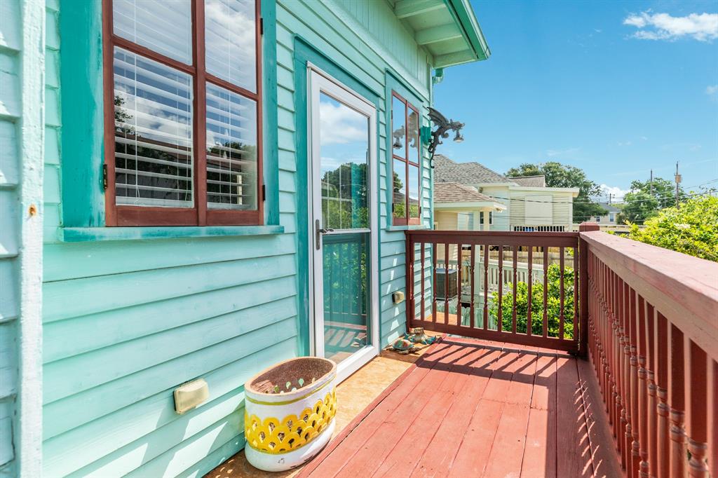 3223 Bernardo De Galvez Avenue, Galveston, Texas image 12