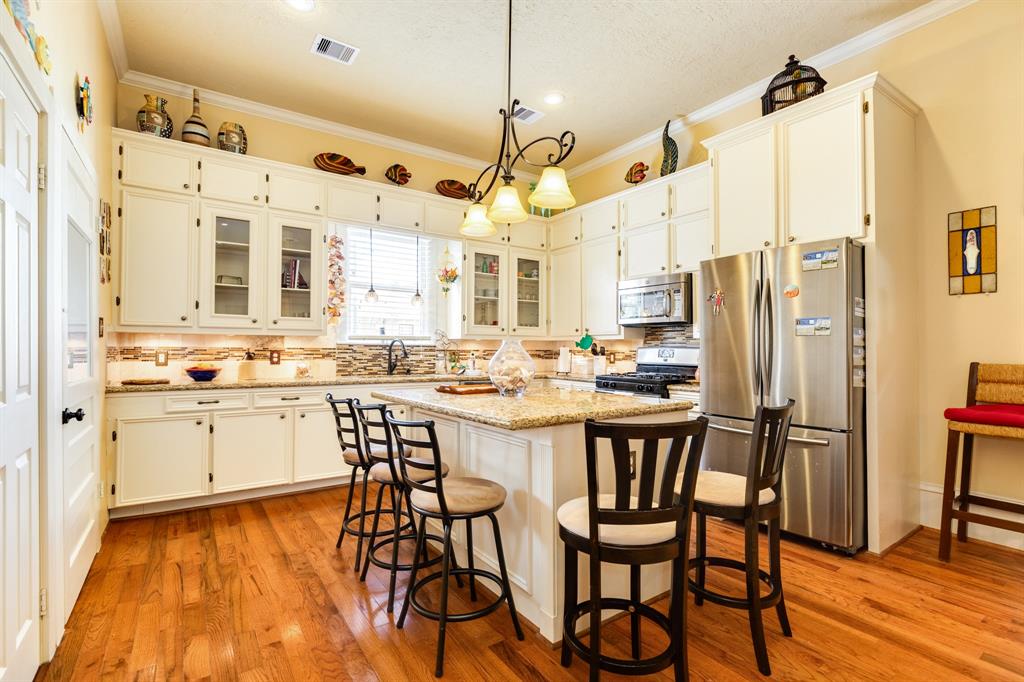 3223 Bernardo De Galvez Avenue, Galveston, Texas image 18