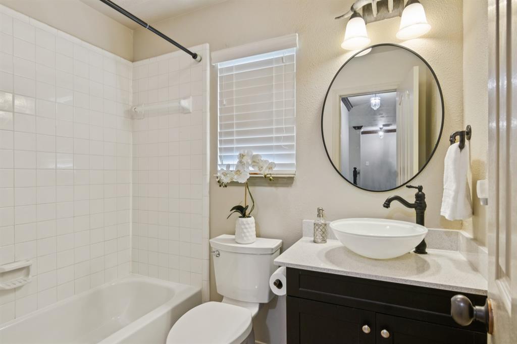 3405 Stonecrest Court, Pearland, Texas image 28