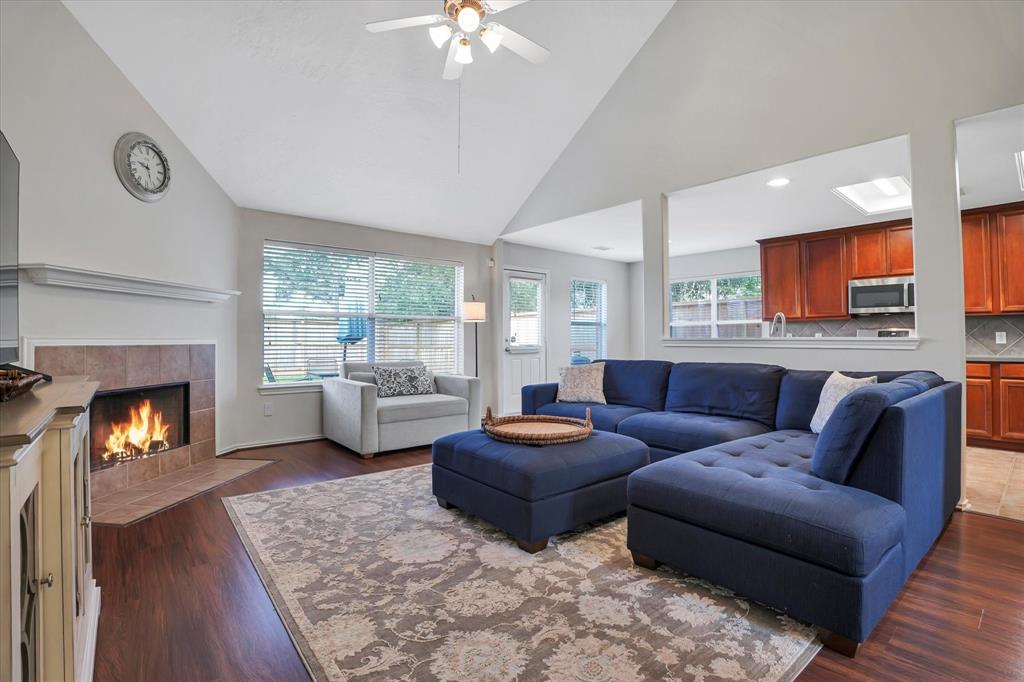 2702 Argos Drive, Missouri City, Texas image 11