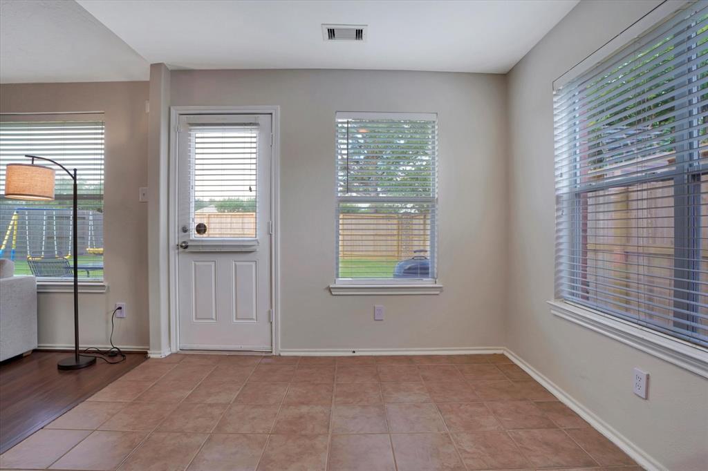 2702 Argos Drive, Missouri City, Texas image 19