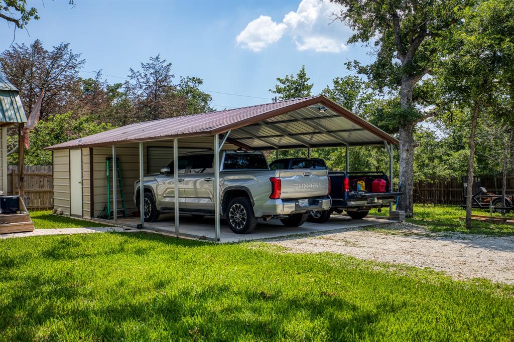 102 Hilltop Court, Somerville, Texas image 7