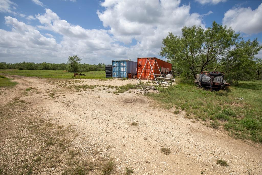 7 North Lane, Uvalde, Texas image 27