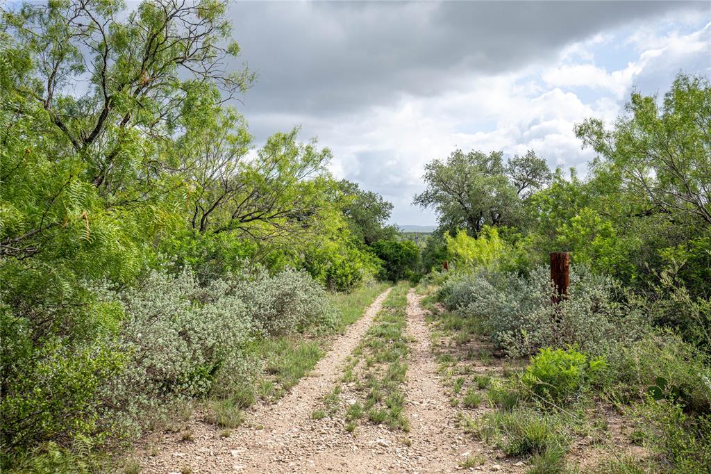 7 North Lane, Uvalde, Texas image 32