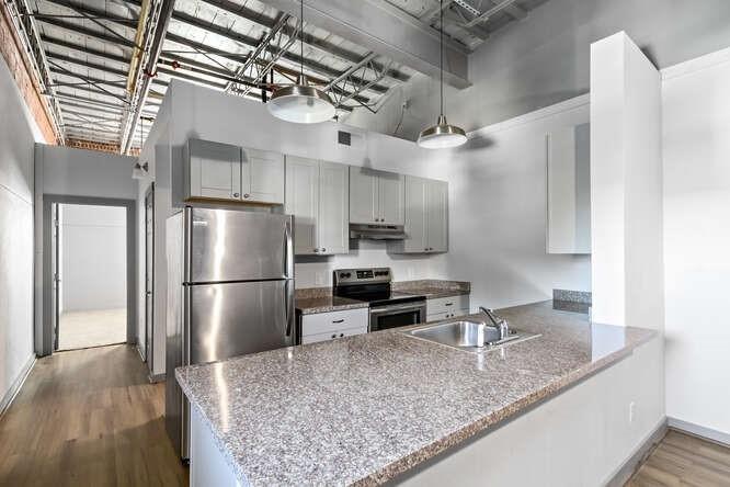 612 W Texas Avenue 222
