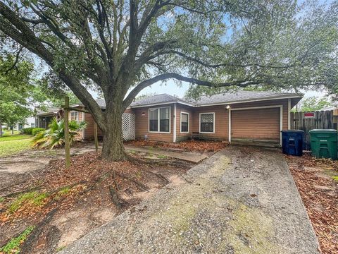 4105 Ella Boulevard Houston TX 77018
