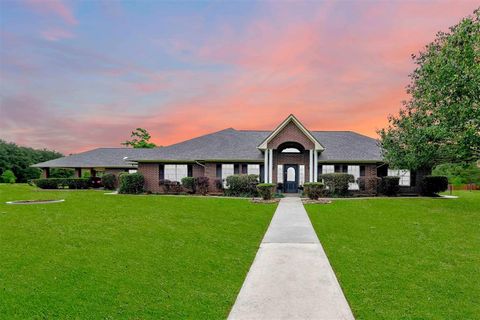 Single Family Residence in Cleveland TX 222 County Road 2209.jpg