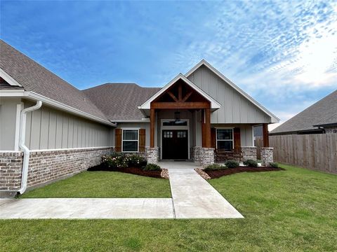 A home in Angleton