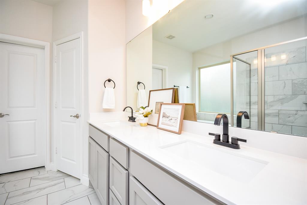 2804 Sable Creek Lane, Pearland, Texas image 17