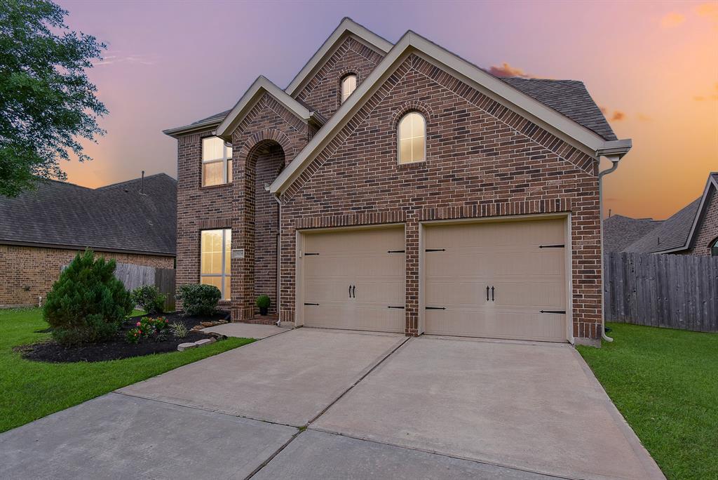 2804 Sable Creek Lane, Pearland, Texas image 1