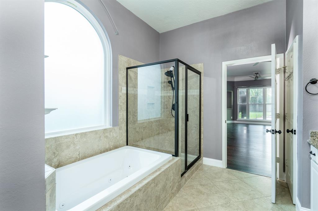 1708 Country Club Drive, Friendswood, Texas image 28