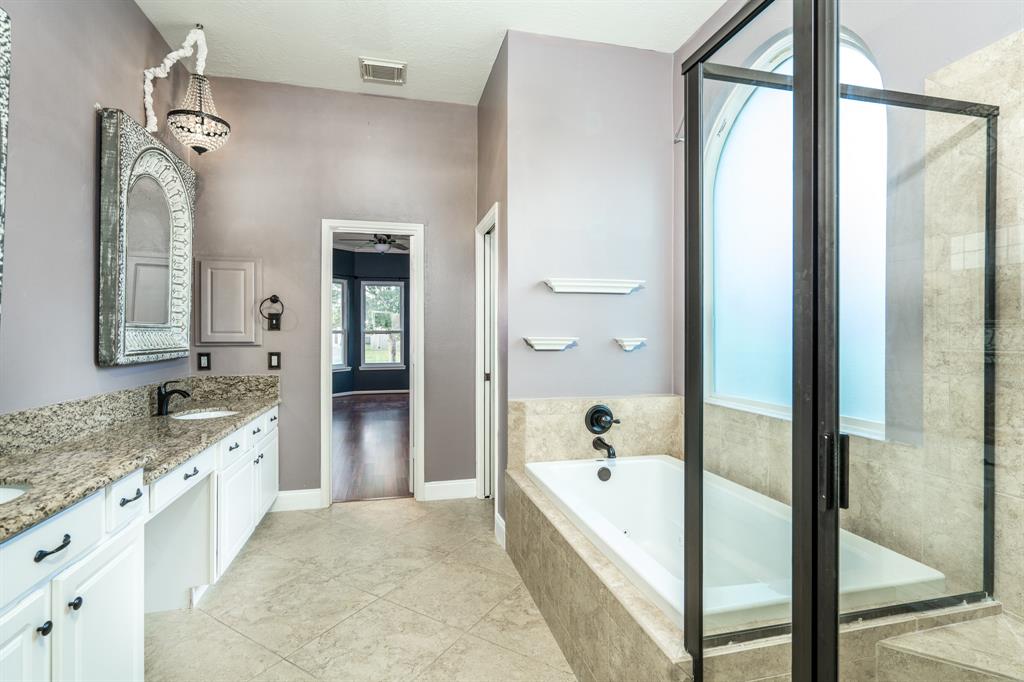 1708 Country Club Drive, Friendswood, Texas image 26