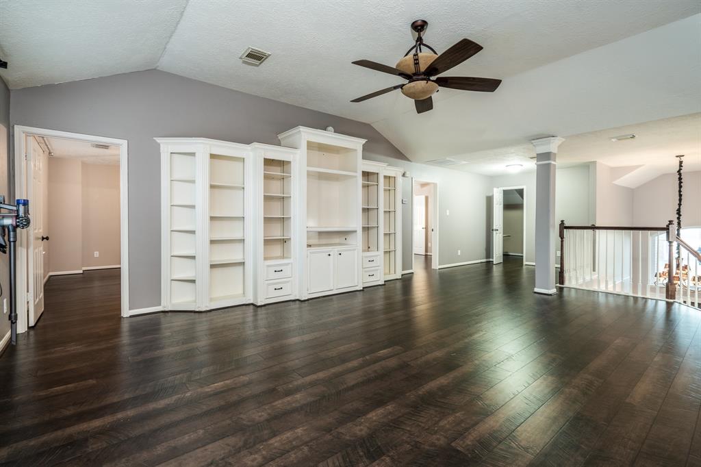 1708 Country Club Drive, Friendswood, Texas image 31