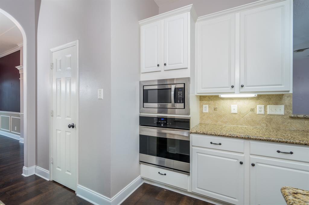 1708 Country Club Drive, Friendswood, Texas image 10