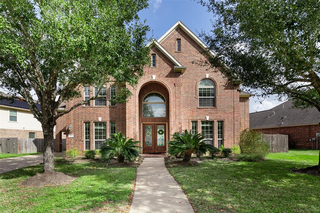 5407 Valley Country Lane, Sugar Land, Texas image 1