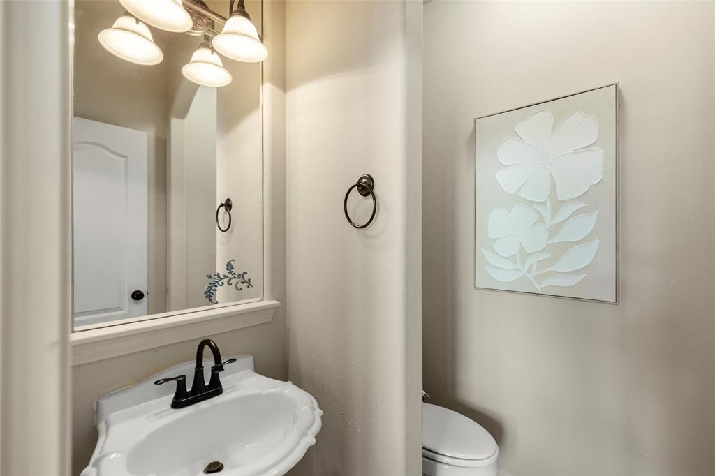5407 Valley Country Lane, Sugar Land, Texas image 16