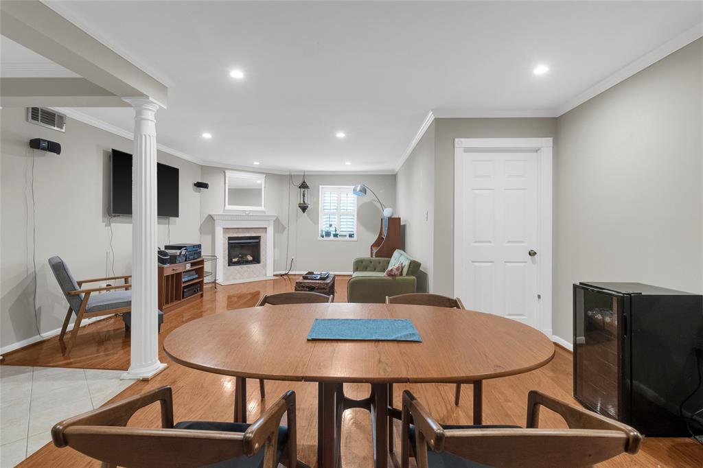 357 N Post Oak Lane #306, Houston, Texas image 22