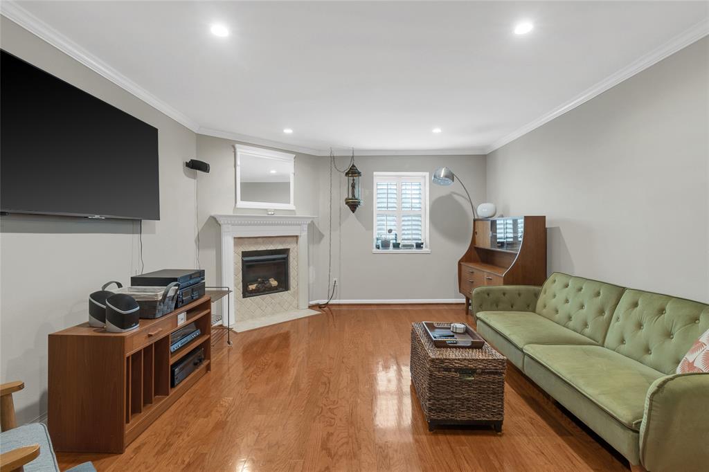 357 N Post Oak Lane #306, Houston, Texas image 12
