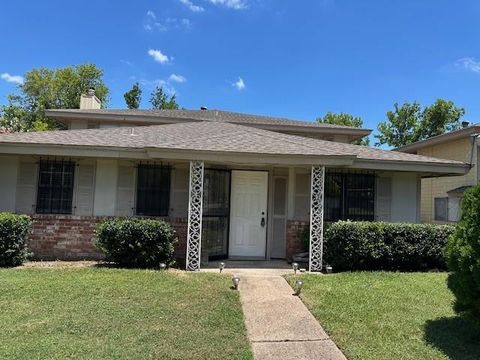 Photo of 5662 Birchmont Drive #A, Houston, TX 77091 (MLS # 23935655)