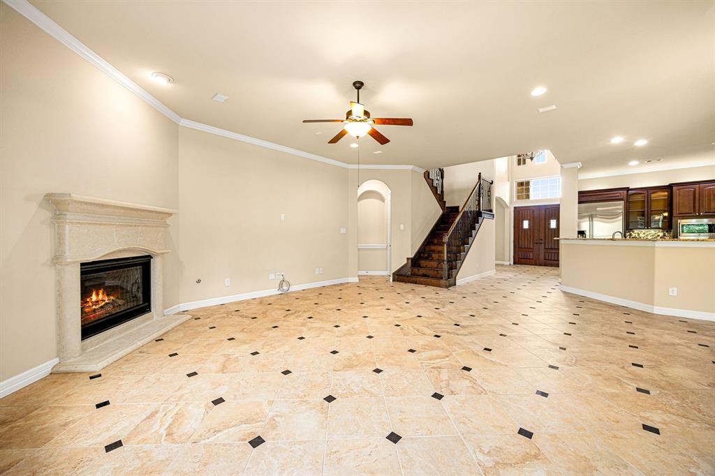 2611 Tree Swallow Bluff Path, Spring, Texas image 8