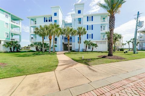 Condominium in Galveston TX 4131 Pointe West Drive 2.jpg