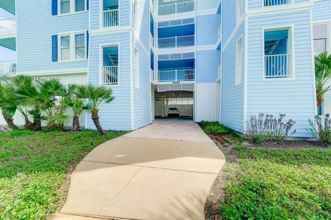 Condominium in Galveston TX 4131 Pointe West Drive 3.jpg