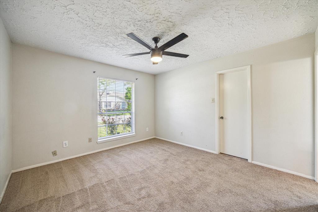19535 Lazy Valley Drive, Katy, Texas image 5