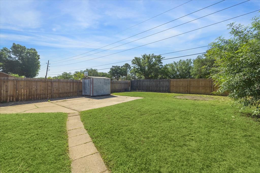 19535 Lazy Valley Drive, Katy, Texas image 12