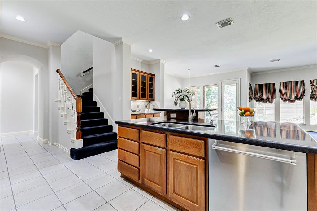 22110 Stone Cross Court, Katy, Texas image 17
