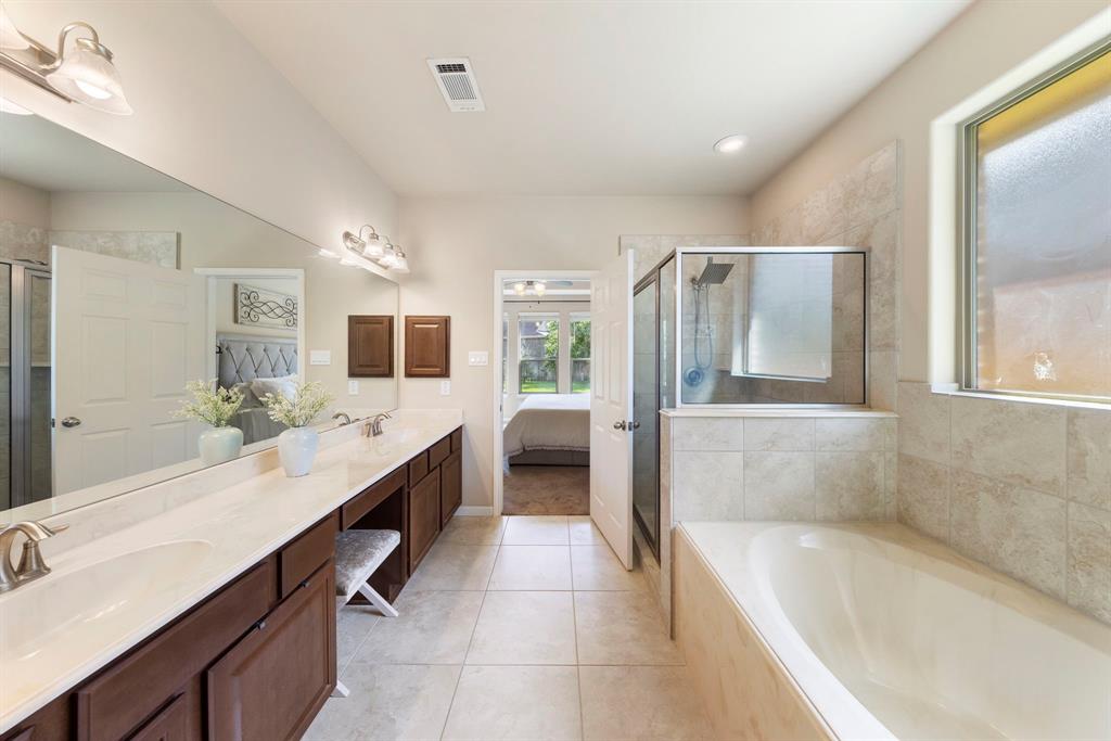 813 Woodland Court, Conroe, Texas image 19