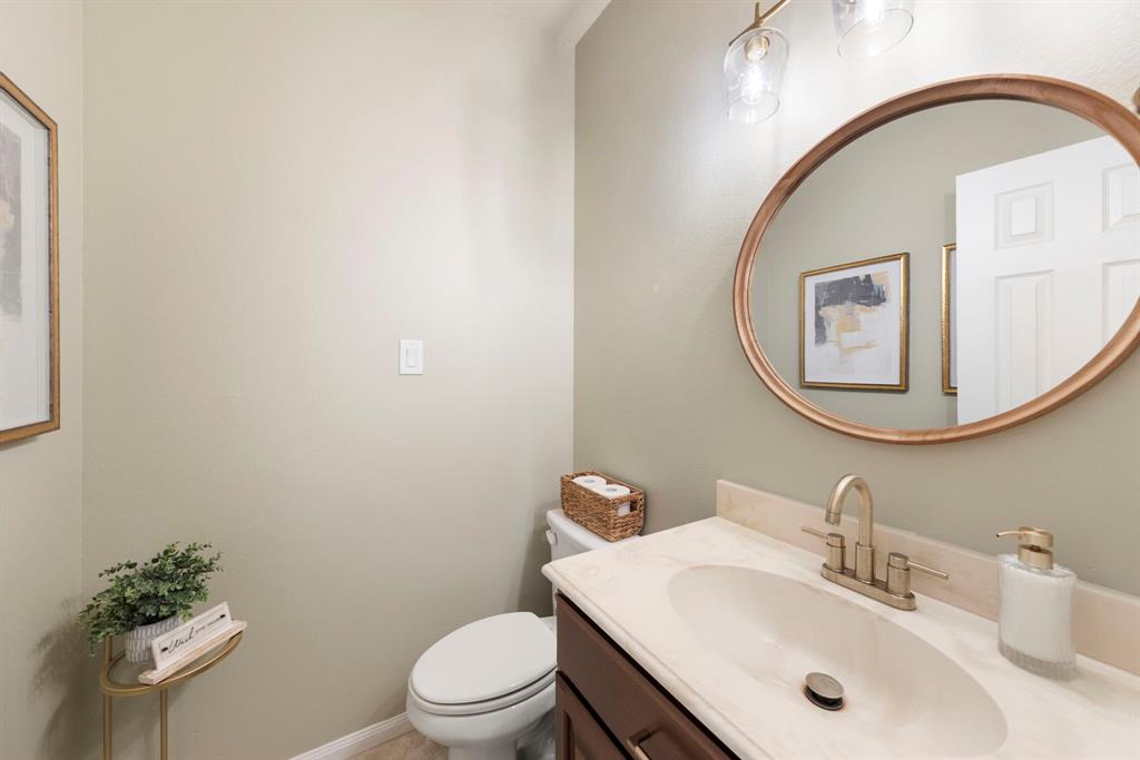 813 Woodland Court, Conroe, Texas image 16