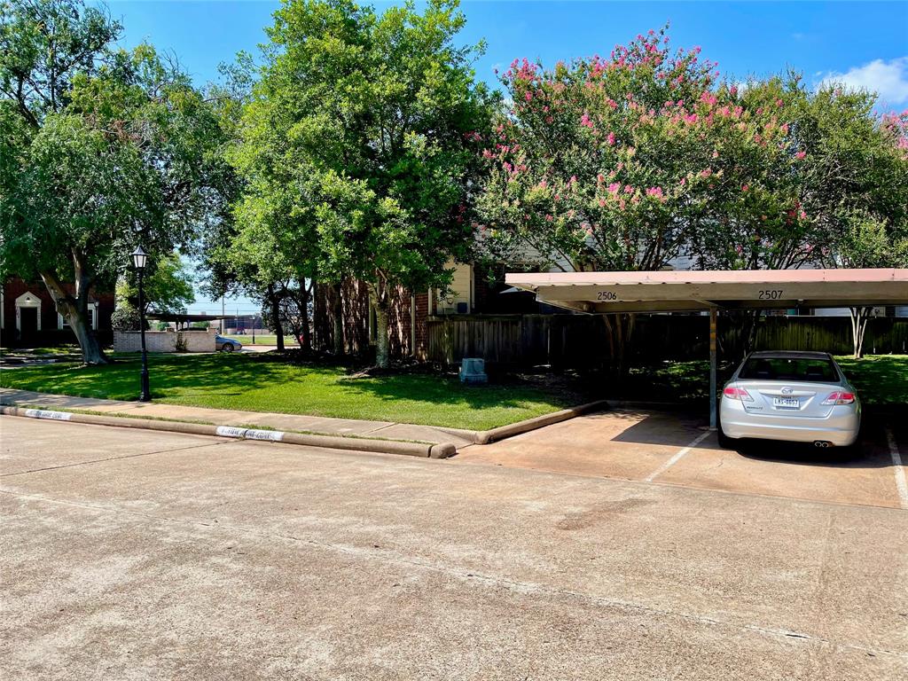 2930 Grants Lake Boulevard 2506