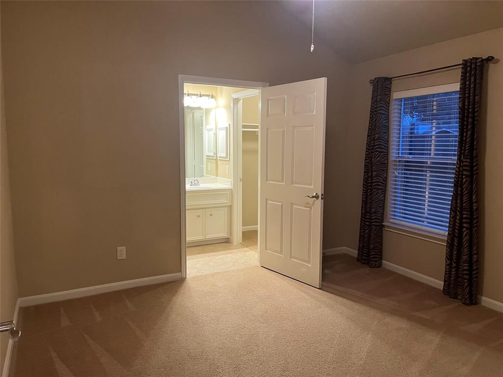 2904 Lakemist Court, League City, Texas image 32